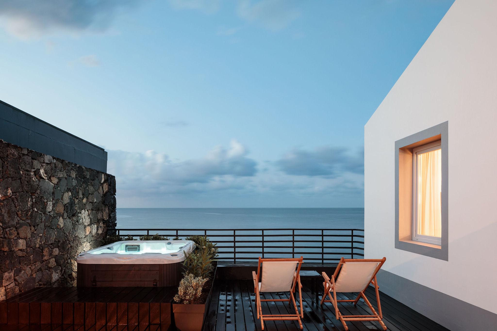 White Exclusive Suites & Villas Лагоа Екстер'єр фото